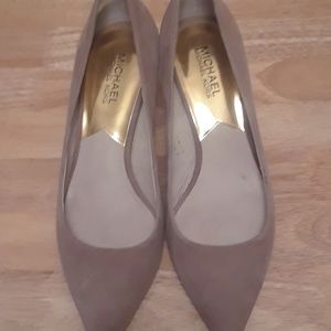 Michael Kors kitten heels 7 (suede - tan)